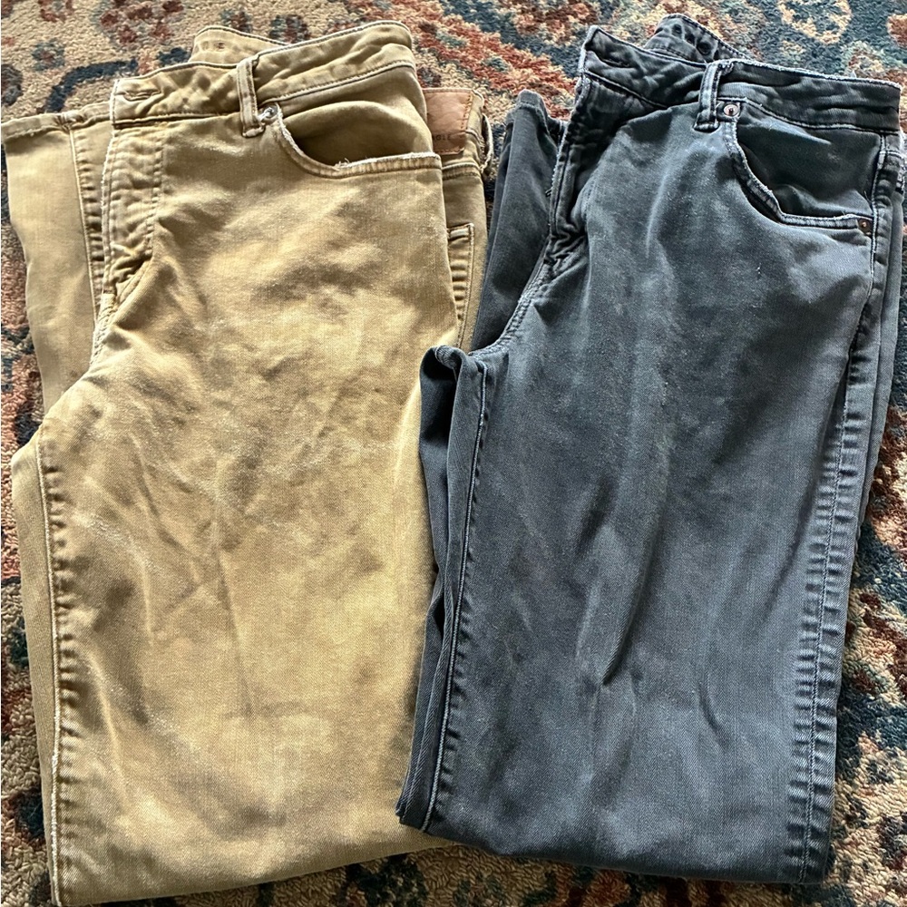 American Eagle Outfitters Dark Gray Straight Leg Jeans
